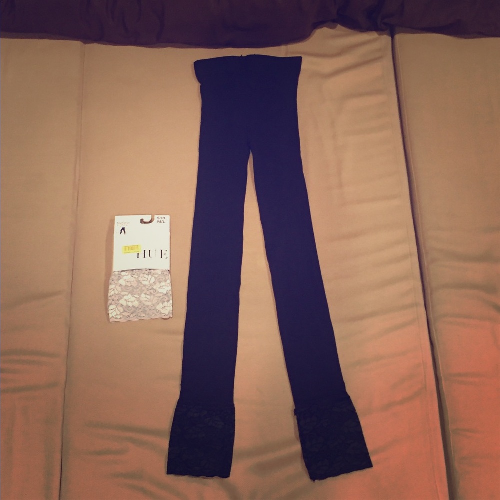 Hue M/L Chrome & Black Lace Trim Footless Tights